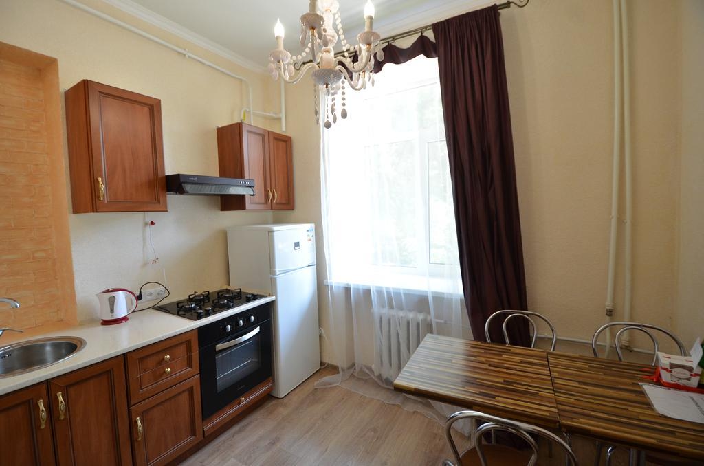 Apartments On Sobornaya Street Near The Waterfront Mykolaiv Room photo